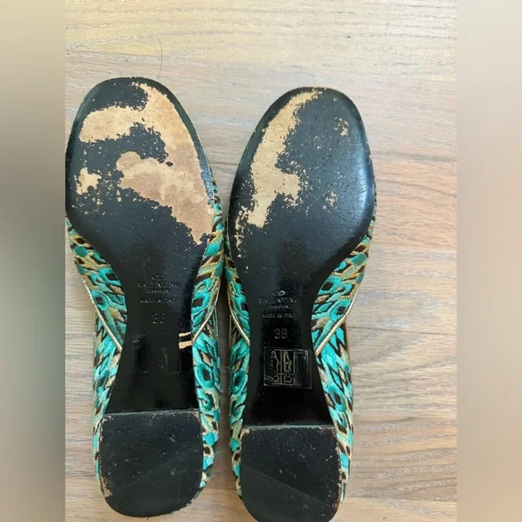 Valentino Garavani Peacock Flats Italian size 38 - Picture 3 of 5